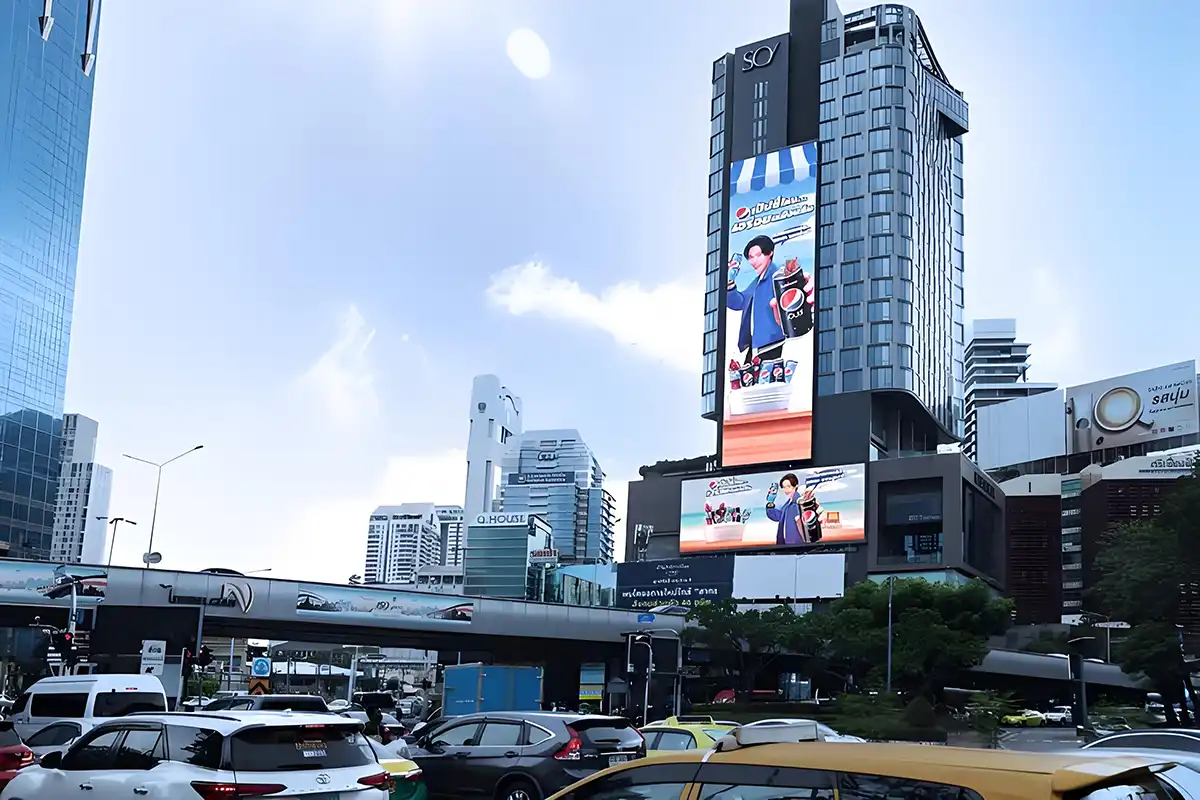 High-Visibility P10 Outdoor LED Screen for All Weather2