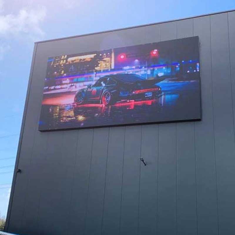 P3.91 LED display - clear outdoor visual experience4