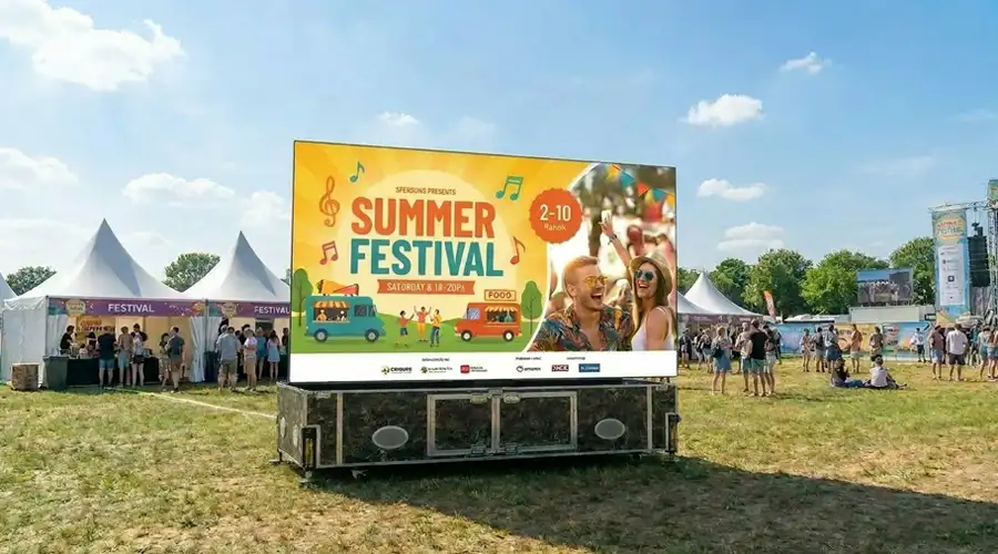 Foldable LED Advertising Screens Are Changing How European Music Festivals Handle Sponsorship