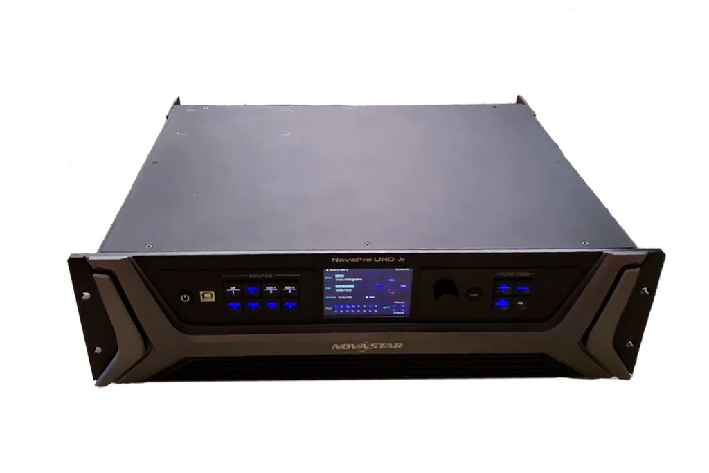 NovaPro-UHD-Jr-004