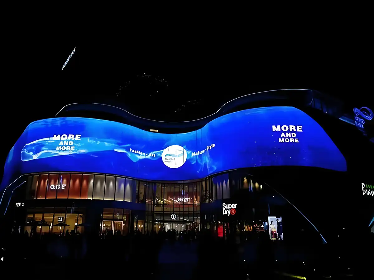 Shopping Mall LED Video Wall Solutions from ReissDisplay