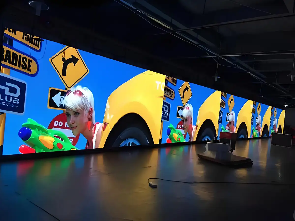 Indoor Advertising Screen Solutions for High-Impact Brand Visibility