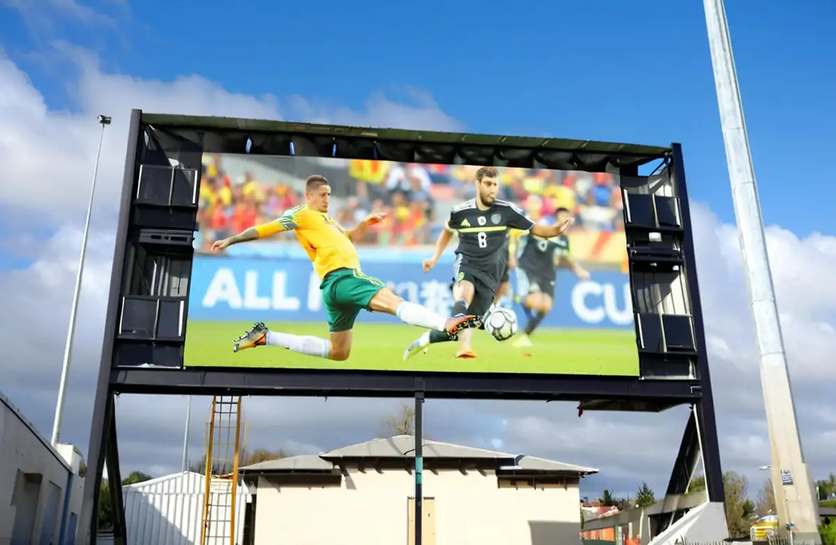 LED perimeter advertising display3