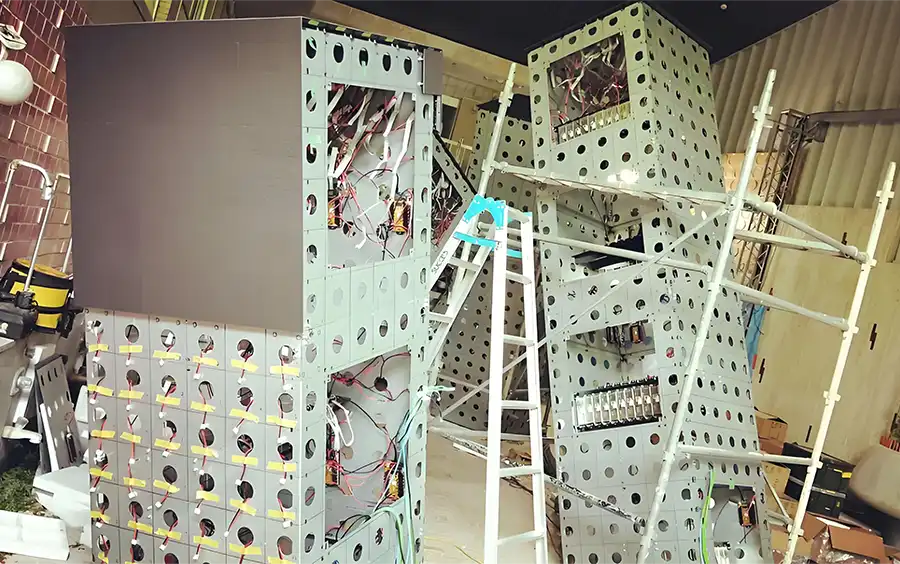 P2.5 Creative LED Screen